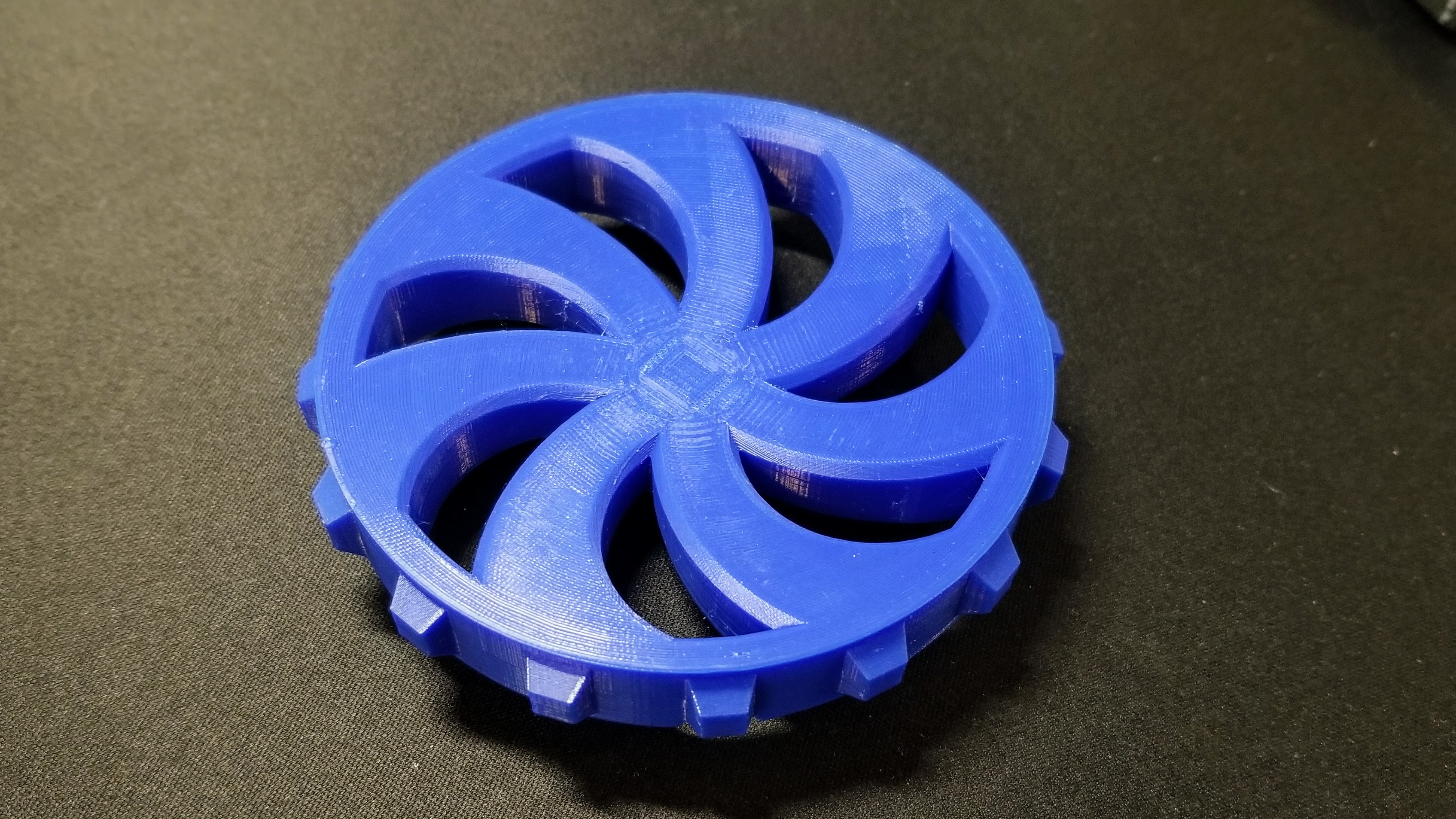 curved wheel surface with variable layer height